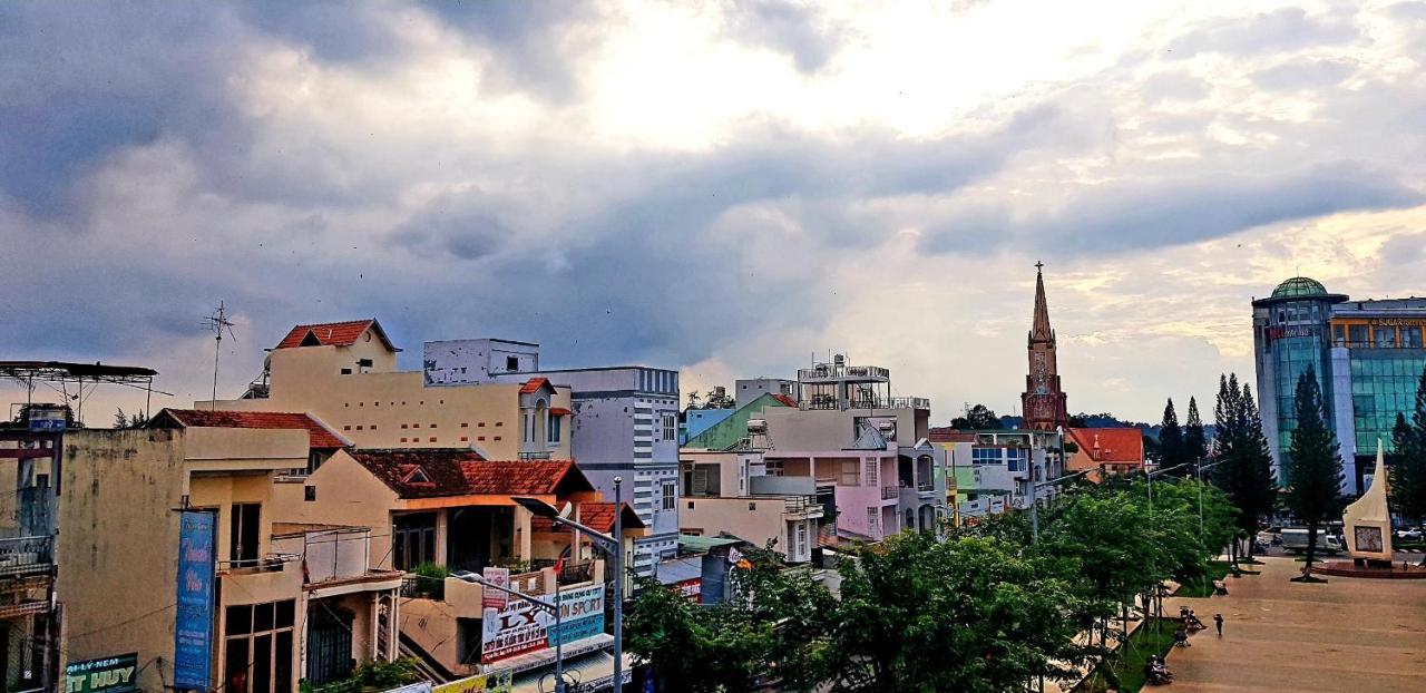 Quoc Thanh Hotel Long Khanh 外观 照片