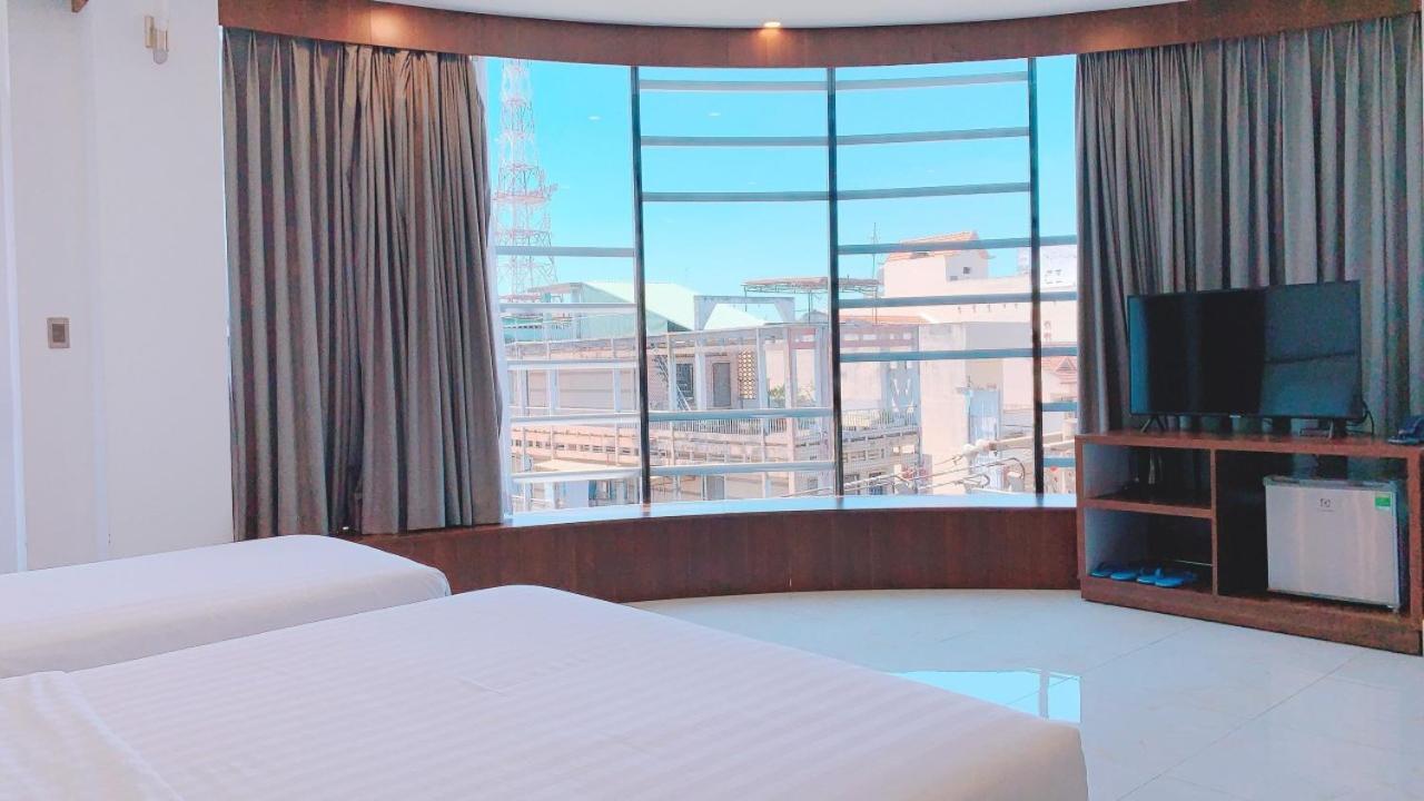 Quoc Thanh Hotel Long Khanh 外观 照片