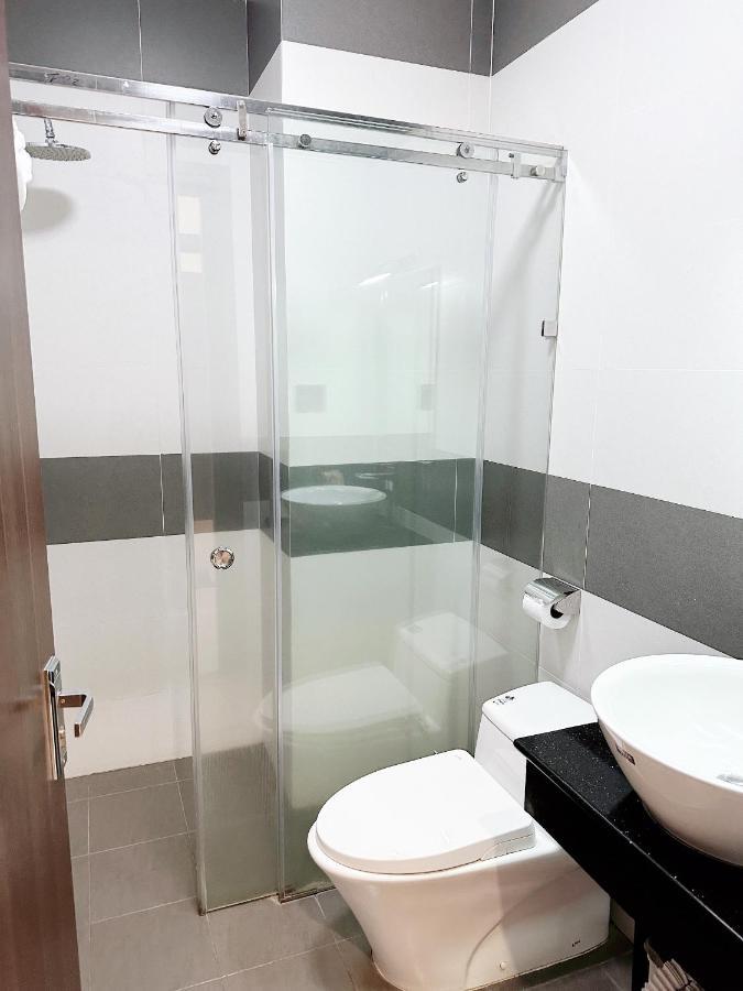 Quoc Thanh Hotel Long Khanh 外观 照片