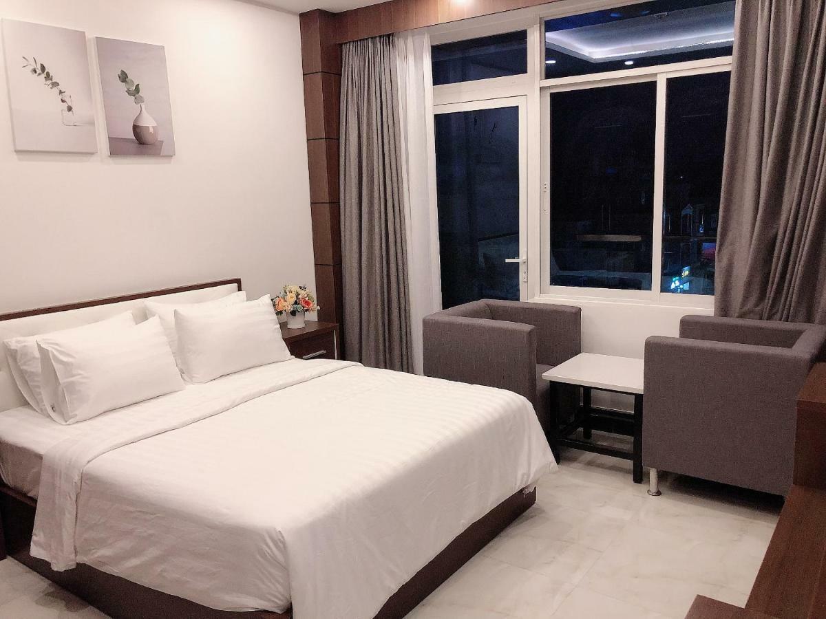 Quoc Thanh Hotel Long Khanh 外观 照片